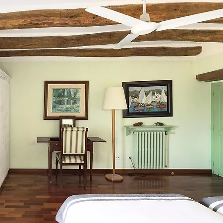 Holiday home Can Gascons